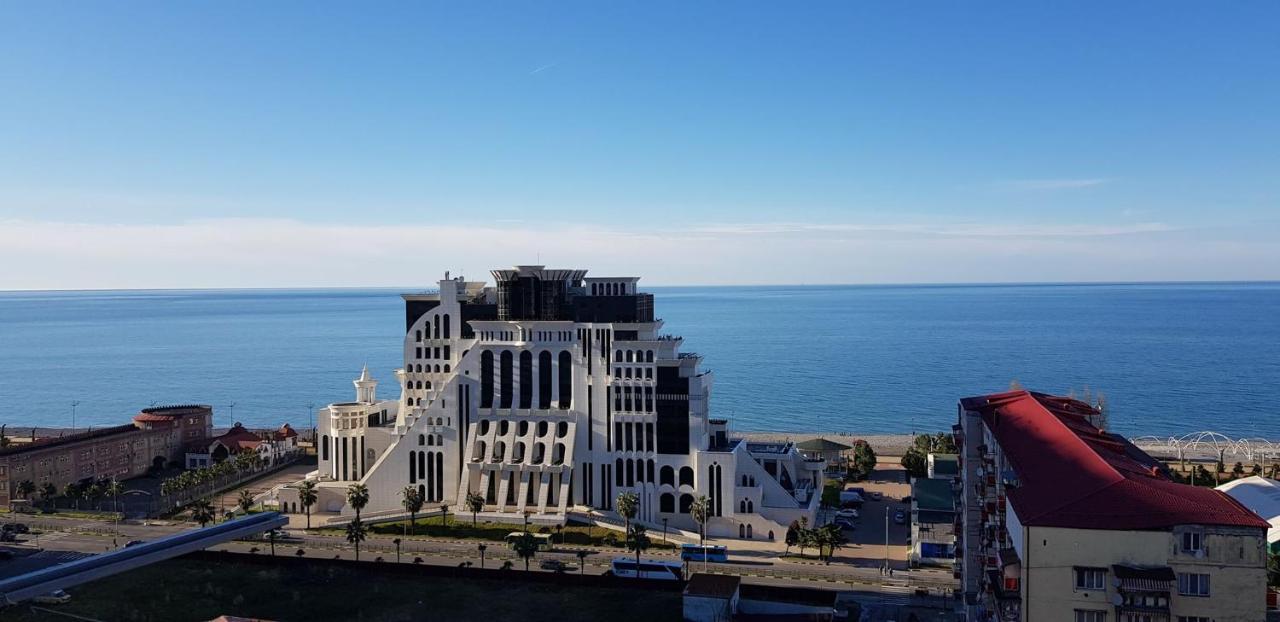 Sea Luxury Apartment บาทูมิ ภายนอก รูปภาพ